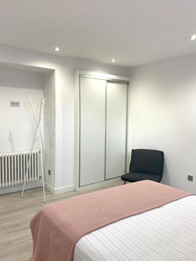 Apartamentos El Oligo Cadavedo Esterno foto